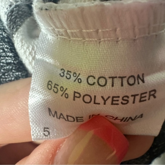 Vem Van Women's Striped Gray and White Top Size XL - Picture 5 of 5